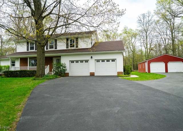 Property at 7923 Crory Rd, Canfield, OH 44406, 5 beds, 3.5 baths