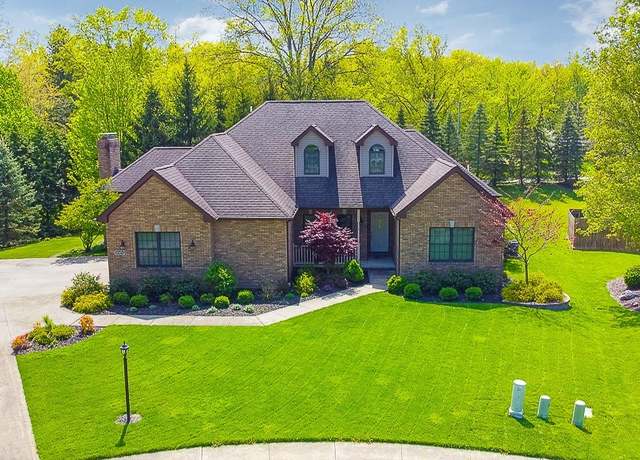 Property at 20474 Foxe Dr, Strongsville, OH 44149, 4 beds, 4 baths