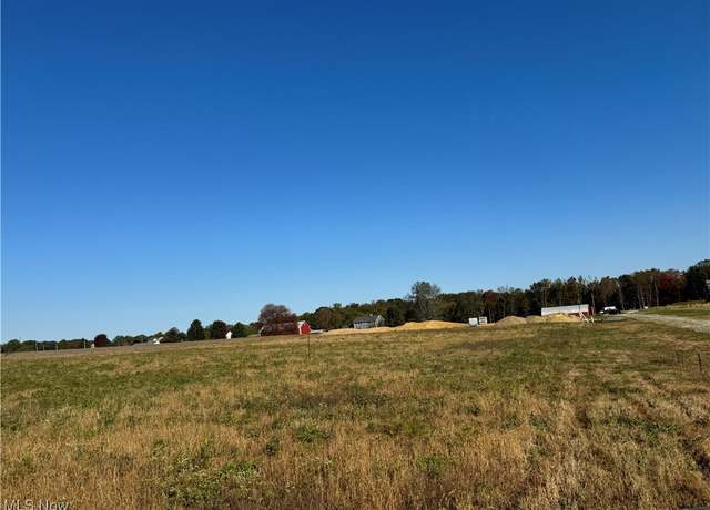 Property at 13701 Williams Ct, Calcutta, OH 43920