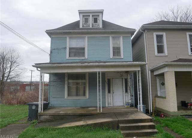 Property at 246 S 8th St, Steubenville, OH 43952, 4 beds, 1.5 baths