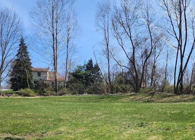 Property at 7119 Wayside Dr, Mentor, OH 44060