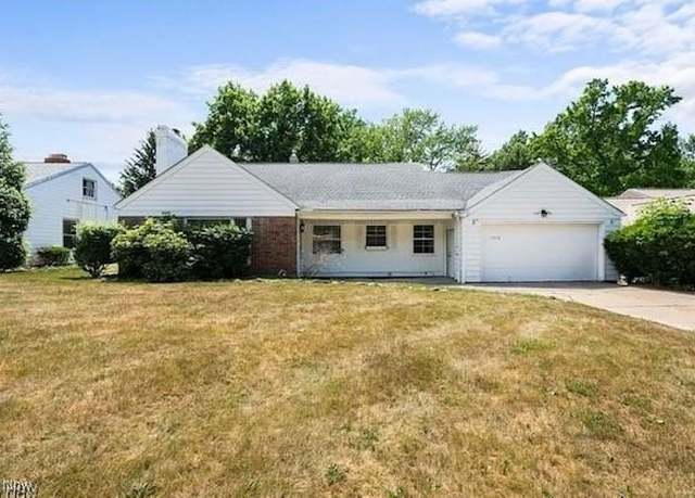 Property at 1036 Hereford Rd, Cleveland Heights, OH 44112, 4 beds, 2.5 baths
