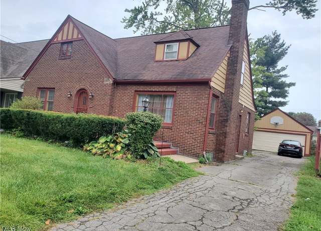 Property at 486 Madera, Youngstown, OH 44504, 4 beds, 2 baths