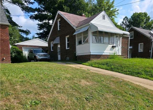 Property at 327 Robinson Ave, Barberton, OH 44203, 3 beds, 1 bath