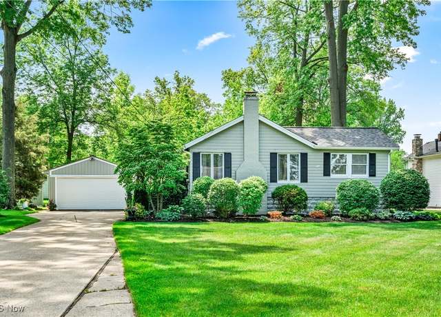 Property at 33311 Lake Rd, Avon Lake, OH 44012, 2 beds, 1 bath