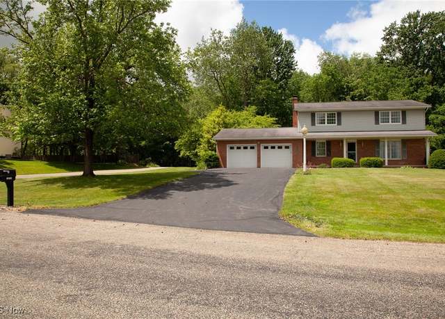 Property at 12063 Mill Race St NW, Canal Fulton, OH 44614, 3 beds, 2.5 baths