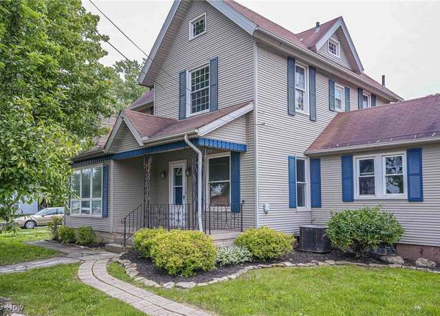 Property at 14656 Lincoln St, North Lawrence, OH 44666, 4 beds, 3.5 baths