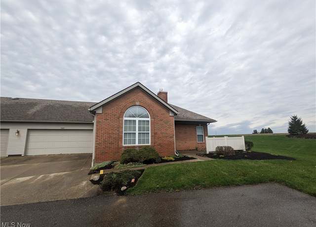 Property at 4365 Hunters Chase Ln, Wooster, OH 44691, 2 beds, 1.5 baths