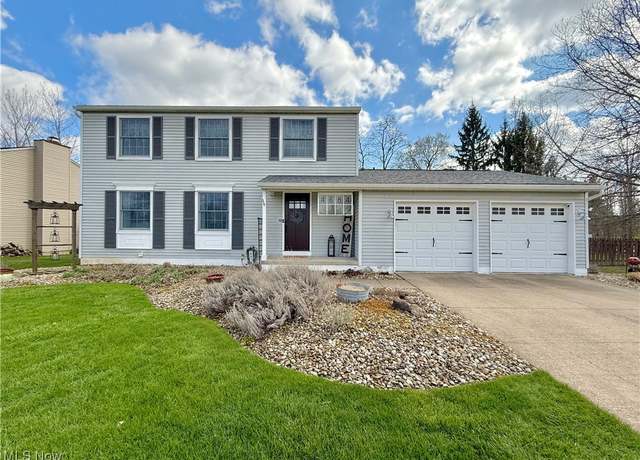 Property at 4684 Ledgewood Dr, Medina, OH 44256, 4 beds, 2.5 baths