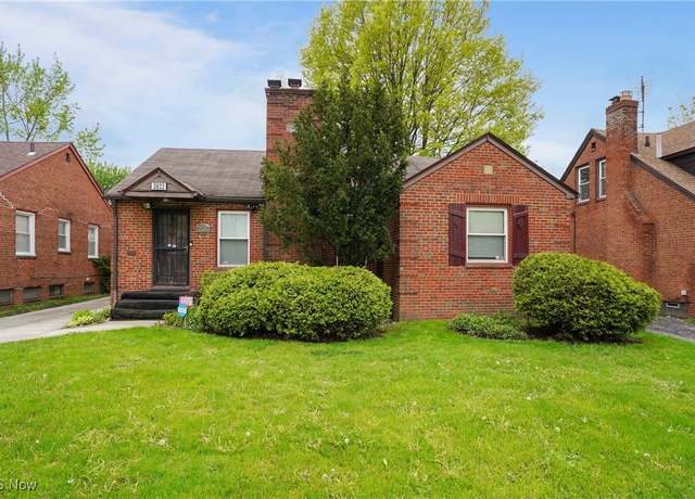 Property at 3822 Colony Rd, South Euclid, OH 44118, 3 beds, 1 bath
