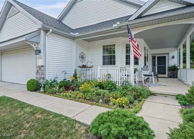 Property at 18322 Crystal Lakes Dr, North Royalton, OH 44133, 3 beds, 2.5 baths
