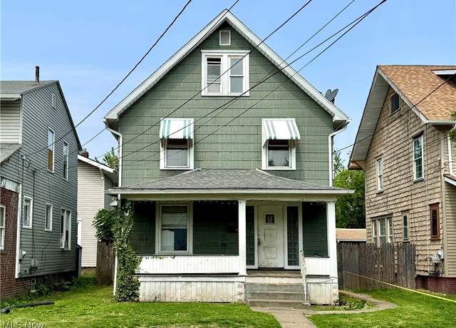 Property at 931 Smith Ave SW, Canton, OH 44706, 4 beds, 2 baths