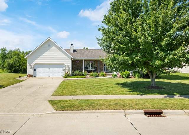 Property at 4568 Woodstone Ave NW, Massillon, OH 44647, 3 beds, 2 baths