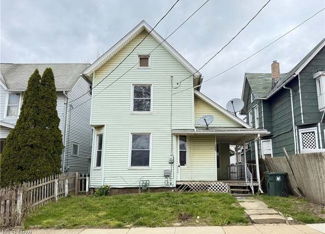 Property at 1205 6th St NW, Canton, OH 44703, 4 beds, 2 baths