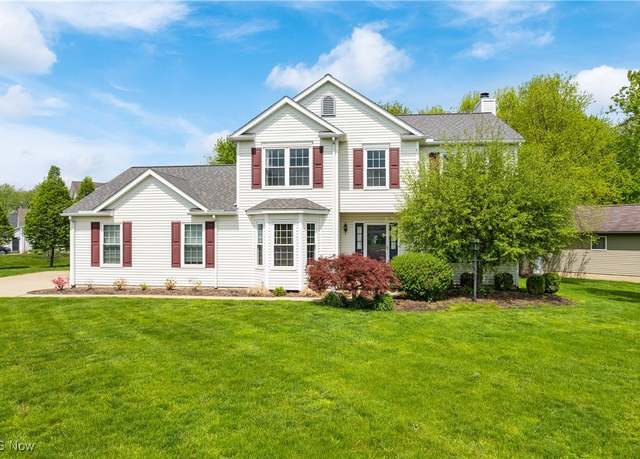 Property at 3183 Bear Hollow Rd, Uniontown, OH 44685, 4 beds, 3 baths