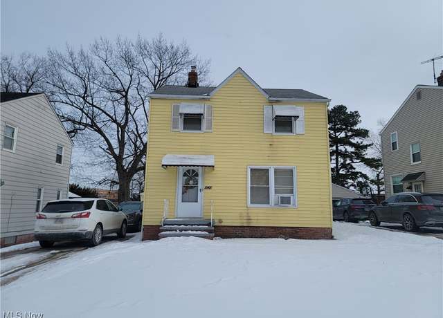 Property at 5213 E 119th St, Garfield Heights, OH 44125, 3 beds, 1 bath