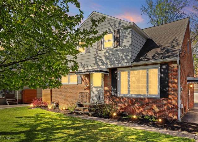 Property at 860 Bryn Mawr Ave, Wickliffe, OH 44092, 4 beds, 2.5 baths