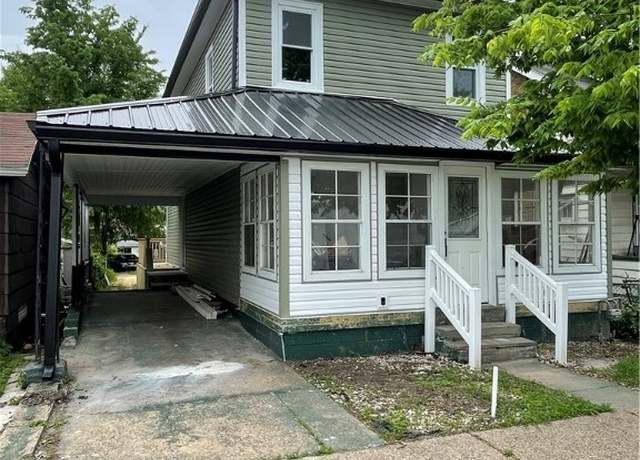 Property at 1610 Globe, East Liverpool, OH 43920, 2 beds, 1.5 baths