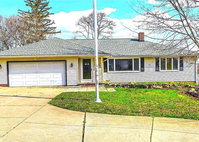 Property at 30529 Ridge Rd, Wickliffe, OH 44092, 5 beds, 3 baths