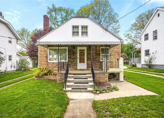 Property at 710 Damon St, Akron, OH 44310, 3 beds, 1 bath