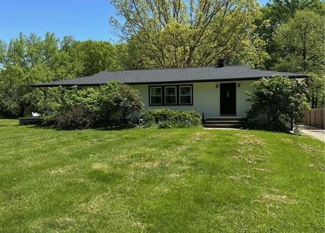 Property at 16843 Valley Rd, Chagrin Falls, OH 44023, 4 beds, 3 baths