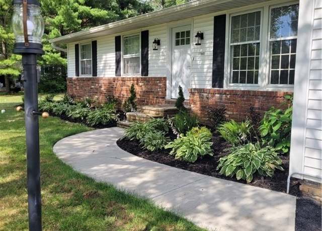 Property at 17845 Kenston Lake Dr, Chagrin Falls, OH 44023, 3 beds, 2 baths