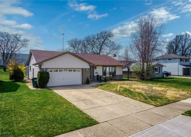 Property at 1278 Cordova Rd, Mayfield Heights, OH 44124, 3 beds, 2.5 baths