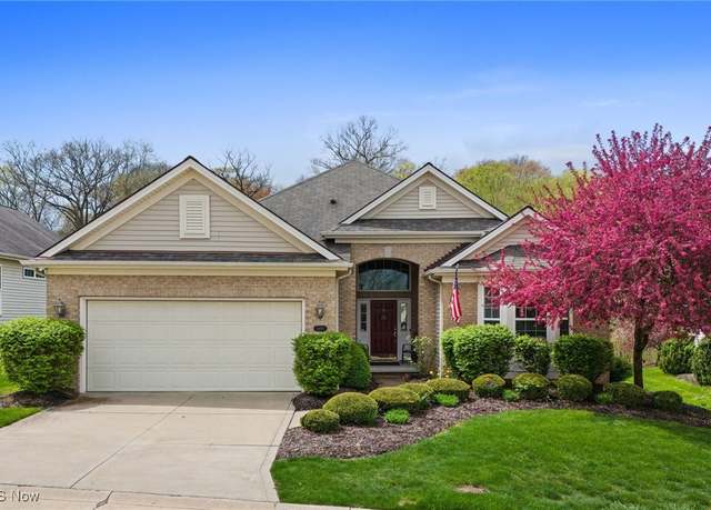Property at 4406 Forest Lake Ct, Stow, OH 44224, 2 beds, 2 baths