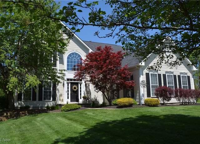 Property at 10800 Silver Tree Trl, North Royalton, OH 44133, 4 beds, 3.5 baths