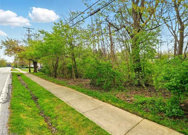 Property at 9340 Jordan Dr, Mentor, OH 44060