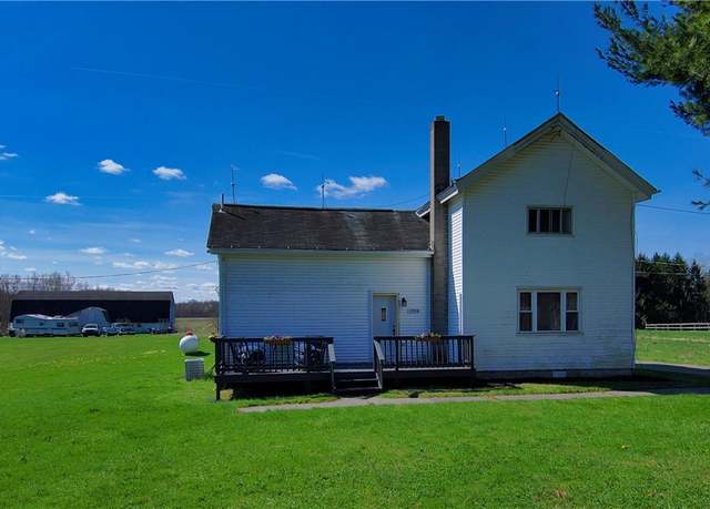 Property at 1708 Carson Rd, Ashtabula, OH 44004, 3 beds, 2 baths
