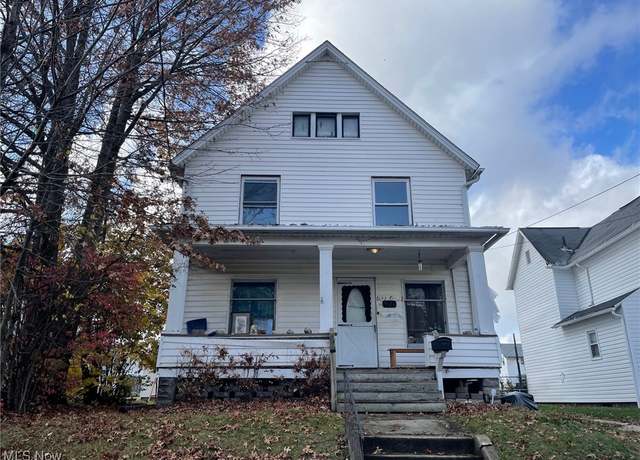Property at 921 Clarendon Ave SW, Canton, OH 44710, 3 beds, 1 bath