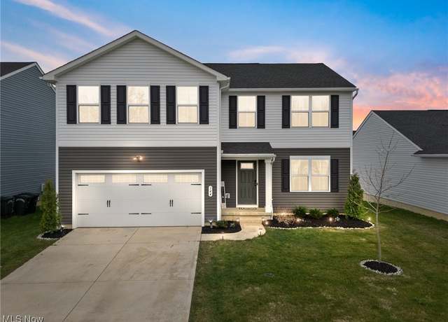 Property at 144 Wildflower Dr, Elyria, OH 44035, 4 beds, 2.5 baths