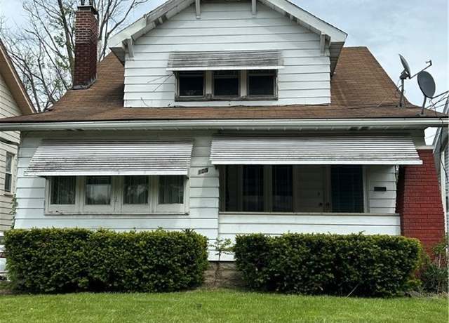 Property at 105 N Bon Air Ave, Youngstown, OH 44509, 3 beds, 3 baths