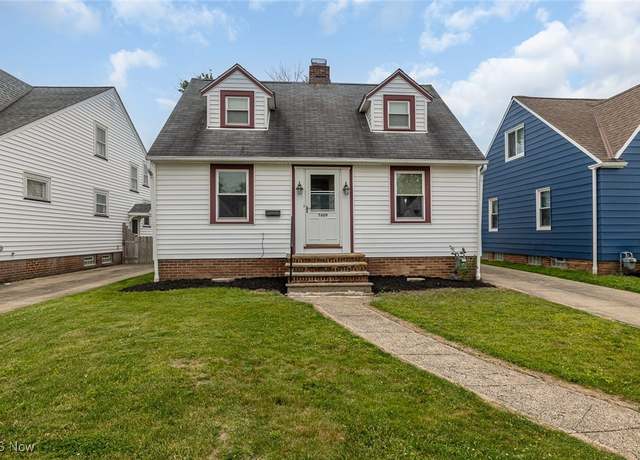 Property at 7609 Wooster Pkwy, Parma, OH 44129, 2 beds, 2 baths