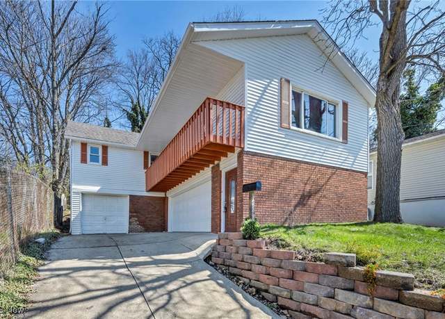 Property at 405 Baldwin Rd, Akron, OH 44312, 3 beds, 2 baths