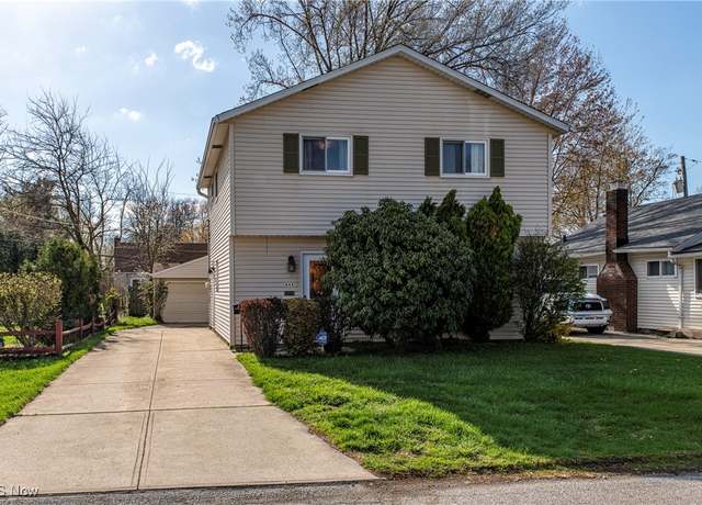Property at 844 Cherokee Trl, Willoughby, OH 44094, 3 beds, 1.5 baths