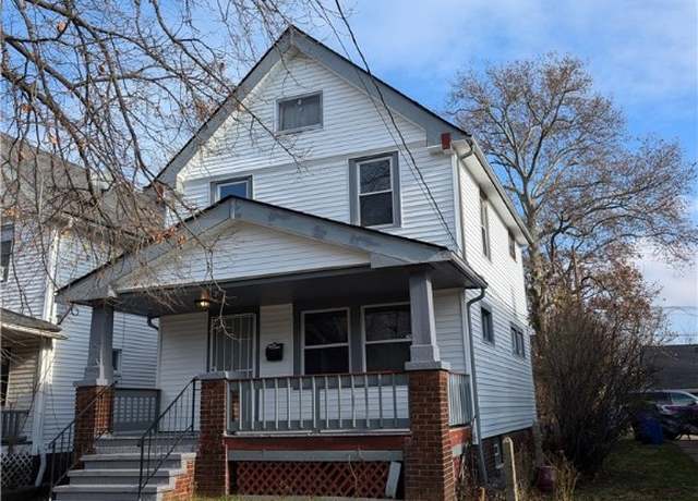 Property at 3947 W 22nd St, Cleveland, OH 44109, 4 beds, 2 baths