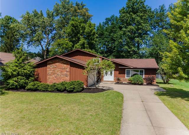 Property at 24696 Framingham Dr, Westlake, OH 44145, 4 beds, 2.5 baths