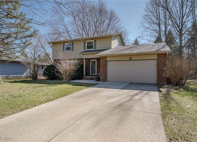 Property at 9013 Birchwood Dr, Twinsburg, OH 44087, 4 beds, 1.5 baths