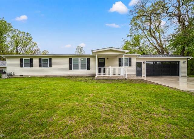 Property at 1527 Carterland Dr, Ashtabula, OH 44004, 3 beds, 2 baths