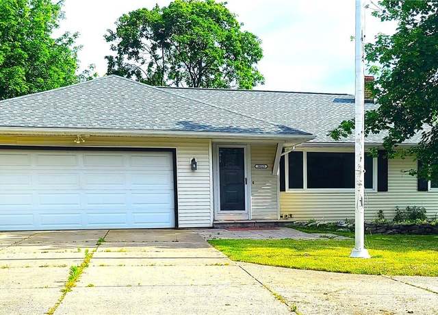 Property at 30529 Ridge Rd, Wickliffe, OH 44092, 5 beds, 3 baths