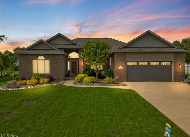 Property at 13596 Glenbrook Dr, Strongsville, OH 44136, 3 beds, 2 baths