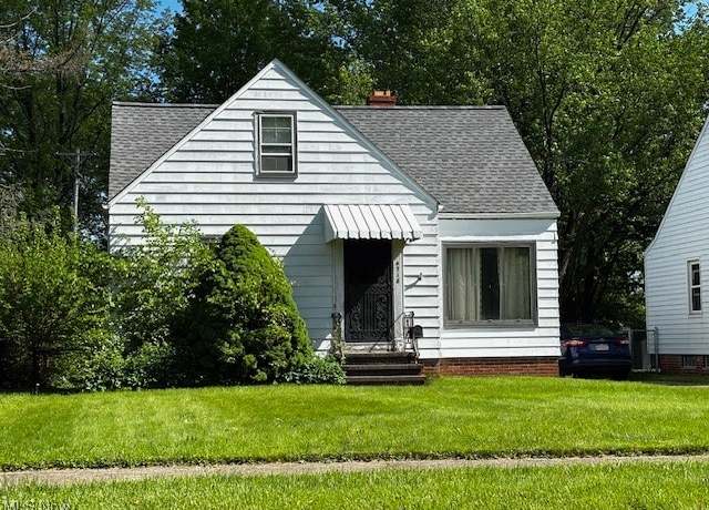 Property at 4718 Sheraton Dr, Parma, OH 44134, 3 beds, 1 bath