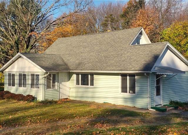 Property at 2831 S Ridge Rd, Kingsville, OH 44048, 3 beds, 1 bath