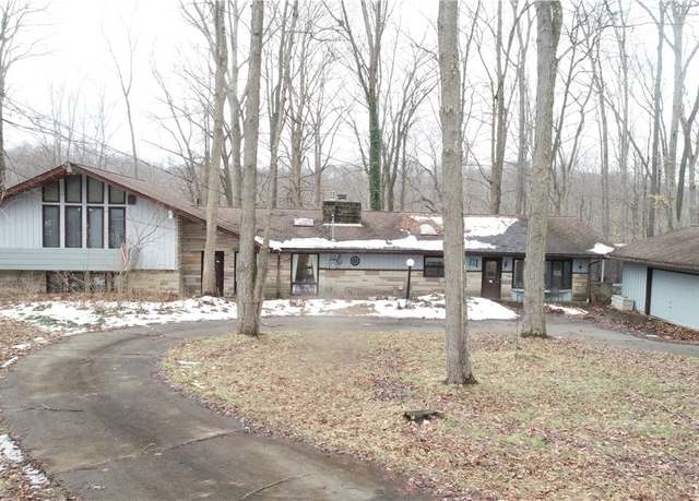 Property at 16663 Main Market, Parkman, OH 44491, 4 beds, 2 baths