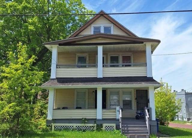Property at 938 E 144, Cleveland, OH 44110, 4 beds, 2 baths
