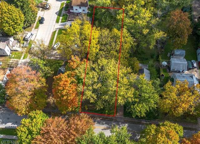 Property at 715 Franklin Ave, Kent, OH 44240