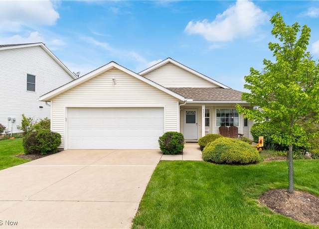Property at 5303 Chaucer Dr, Medina, OH 44256, 3 beds, 2 baths
