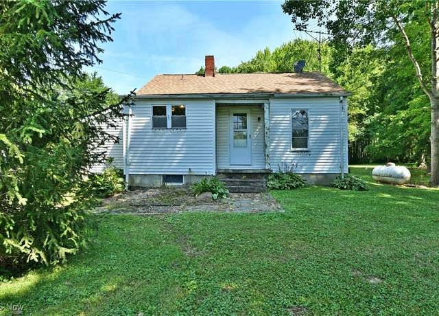 Property at 4586 Oviatt Windham Rd, Newton Falls, OH 44444, 2 beds, 1 bath